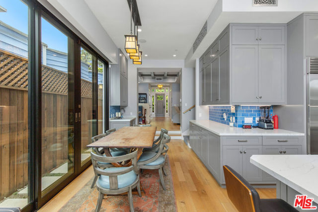 106 Dudley Avenue, Venice CA: https://media.crmls.org/mediaz/055eb696-4026-4d5a-84a2-fac5b354feed.jpg