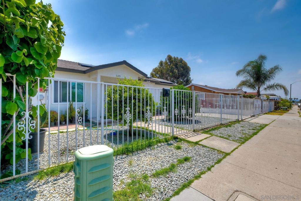 325 Gloria St