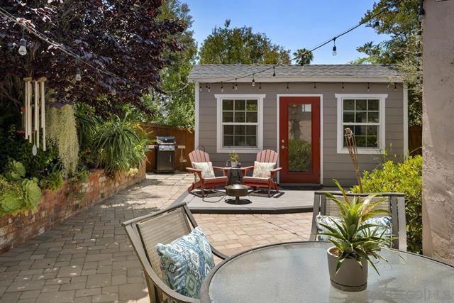4635 Pauling Avenue, San Diego CA: https://media.crmls.org/mediaz/05603082-69b4-4225-9a5c-9de096366dc8.jpg