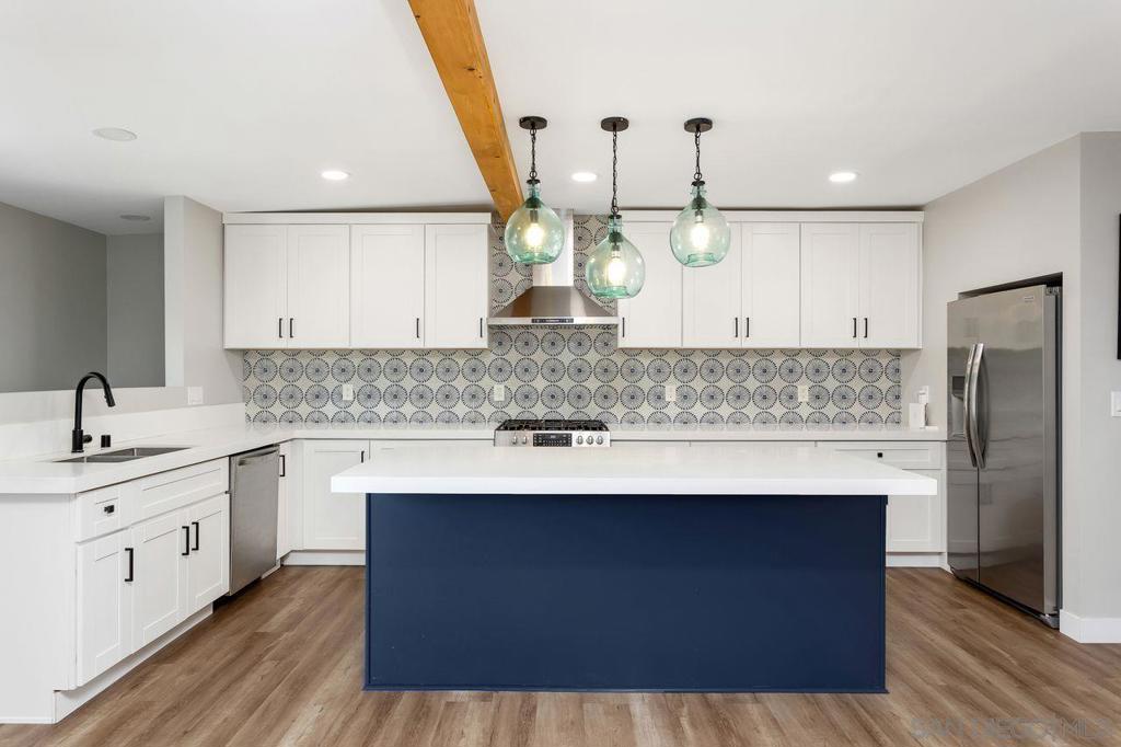 423 Alvarado Ter