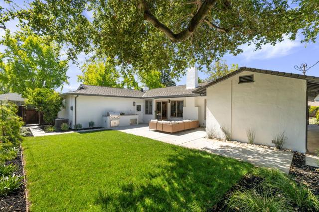 1961 Fordham Way, Mountain View CA: https://media.crmls.org/mediaz/0560eb91-120f-4113-a392-18a06ff20930.jpg