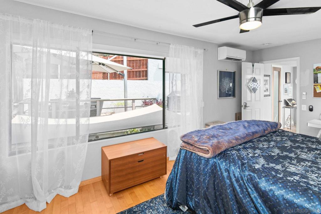 MLS #250032243SD image #30