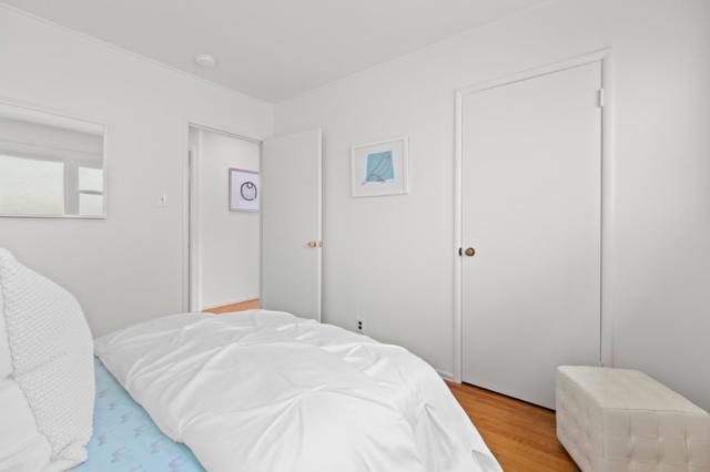 32 Crestview Avenue, Daly City CA: https://media.crmls.org/mediaz/0561a9f2-d77c-4644-8a96-bb4ee3c53fc9.jpg