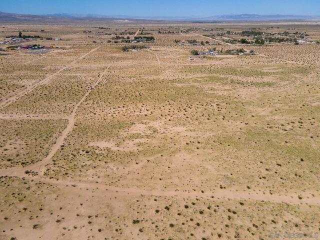 0 Radome RD, Newberry Springs CA: https://media.crmls.org/mediaz/0563e8ea-5952-402f-99d5-773b39e135b5.jpg