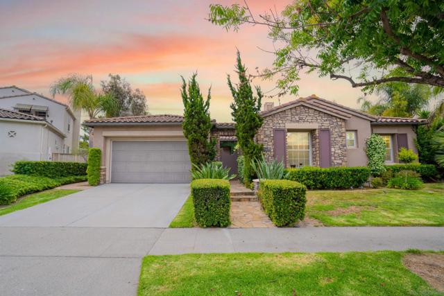 1052 Mountain Ash Ave, Chula Vista CA: https://media.crmls.org/mediaz/05650ac1-193b-4dea-804c-9ea32d040ce7.jpg