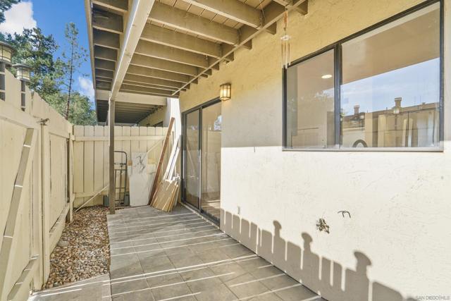 Image 15 of 41 For 2642 Alpine Blvd  A
