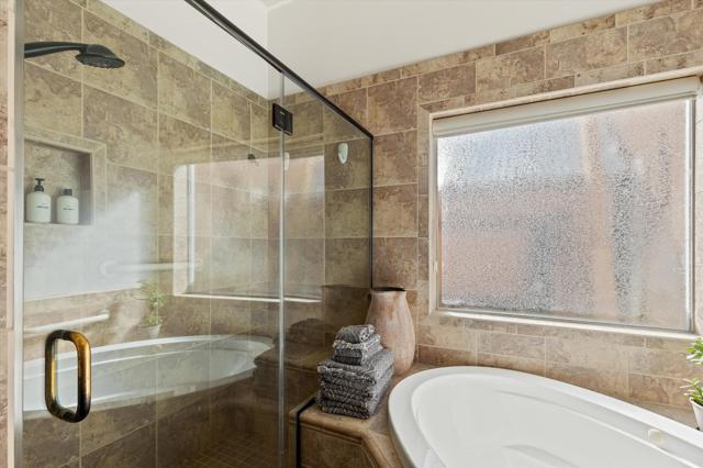 60377 Pueblo Trail, Joshua Tree CA: https://media.crmls.org/mediaz/0565f68f-0821-4619-bd44-0efdc86aff2d.jpg