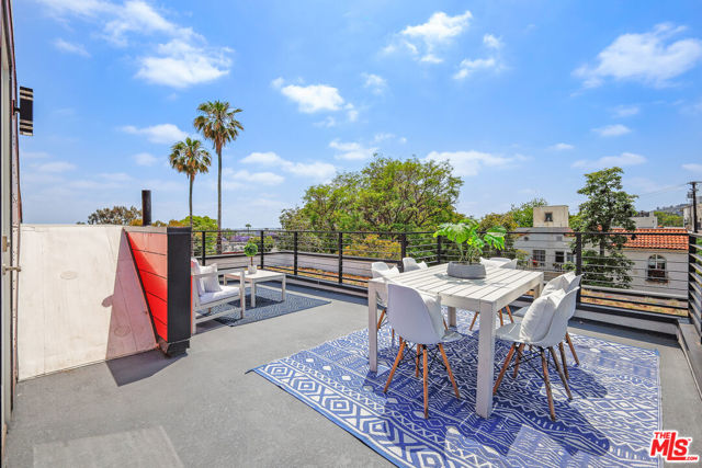 1200 N Orange, West Hollywood CA: https://media.crmls.org/mediaz/05664e68-4cef-4d66-992b-a70fc4846c1f.jpg