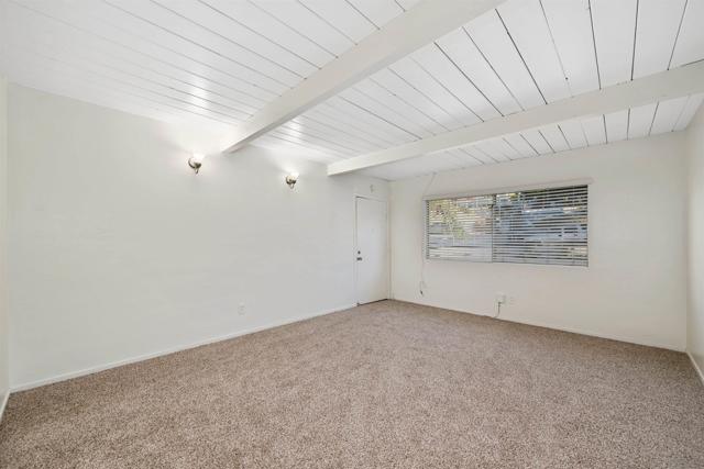 4204 06 Division St, San Diego CA: https://media.crmls.org/mediaz/0566cc50-9e28-4982-a367-740b423a4637.jpg