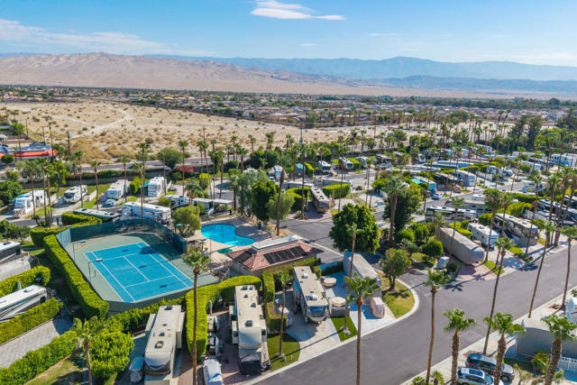 69411 R Ramon Rd #98, Cathedral City CA: https://media.crmls.org/mediaz/0566e32e-4d40-41e9-85e4-33c05efad6b9.jpg