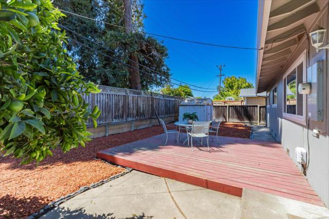 751 San Pablo Drive, Mountain View CA: https://media.crmls.org/mediaz/0567a2d3-8636-4048-91bc-13d95ebc97ca.jpg