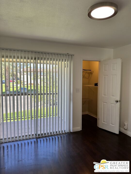 Image 11 of 30 For 64291 Spyglass Avenue 10