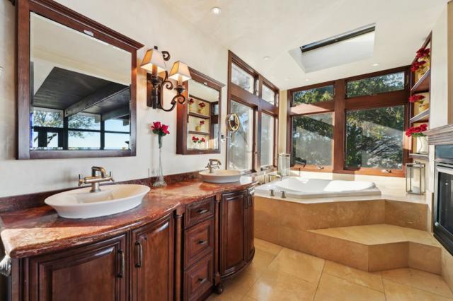 25 Oakhurst Road, San Rafael CA: https://media.crmls.org/mediaz/056897e8-43b9-4c34-b184-1b5ee74318d0.jpg