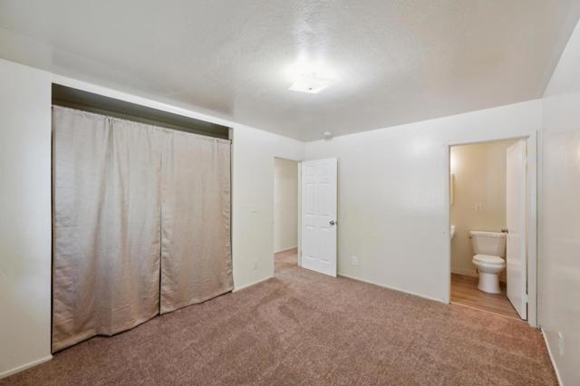 4624 Fairfax Avenue, Oakland CA: https://media.crmls.org/mediaz/0568e796-1b53-4dd0-a926-400d9a591522.jpg