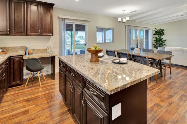 2238 Tokalon St, San Diego CA: https://media.crmls.org/mediaz/05690e33-a118-45ad-a718-271c0c1ac333.jpg