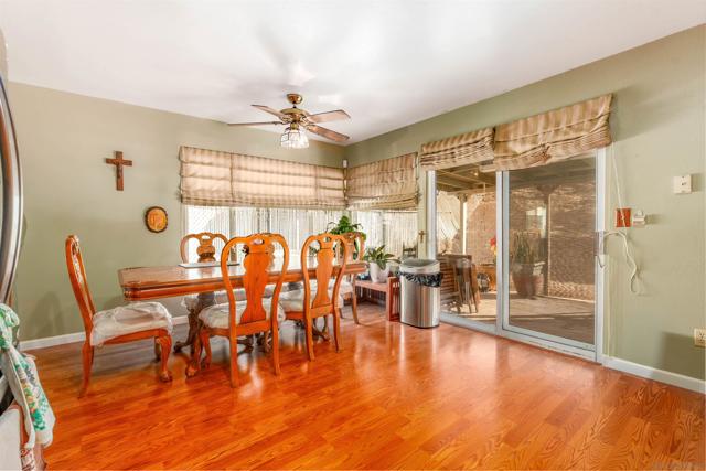 8546 Blanco Terrace, El Cajon CA: https://media.crmls.org/mediaz/0569229f-baf7-468f-a9b9-1d4ed0f6efa3.jpg
