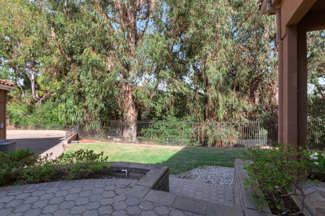 12189 Parker Ranch Road, Saratoga CA: https://media.crmls.org/mediaz/0569d569-f54d-4000-9a69-3e135504683c.jpg