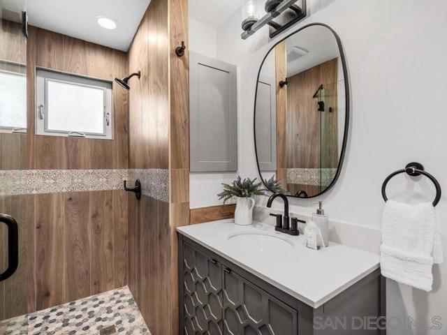 3700 Third Ave, San Diego CA: https://media.crmls.org/mediaz/056b1770-2e91-4fdc-9552-090539d2b5c3.jpg