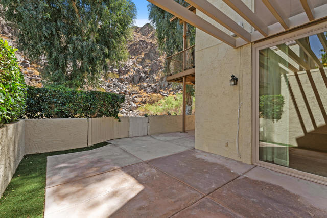 78205 Cortez Lane, Indian Wells CA: https://media.crmls.org/mediaz/056b221b-bc95-4f97-9c0a-0c3f2a314140.jpg