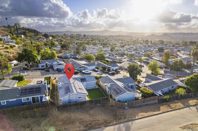 12694 Jackson Heights Drive, El Cajon CA: https://media.crmls.org/mediaz/056c7b90-5046-477e-8a3a-02feedb394de.jpg