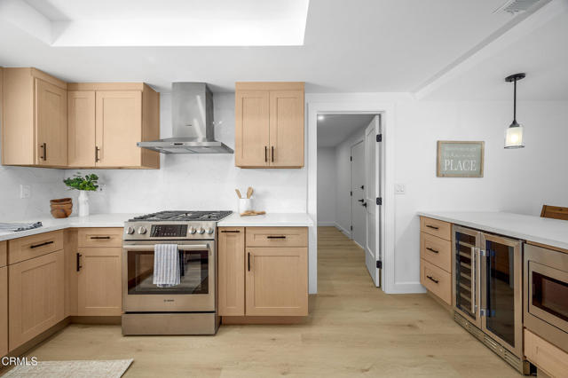 Detail Gallery Image 11 of 46 For 242 Redfield Ave Ave, Thousand Oaks,  CA 91320 - 4 Beds | 2/1 Baths