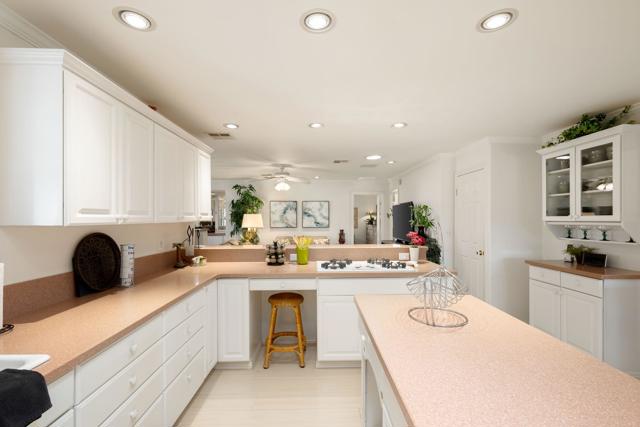 Image 31 of 49 For 38110 Azalea Drive