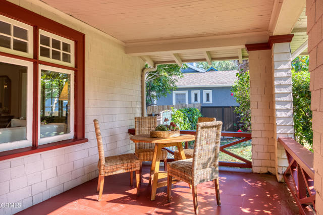 676 S Madison Avenue, Pasadena CA: https://media.crmls.org/mediaz/056d6505-3305-4294-8643-e85f3178e1a0.jpg