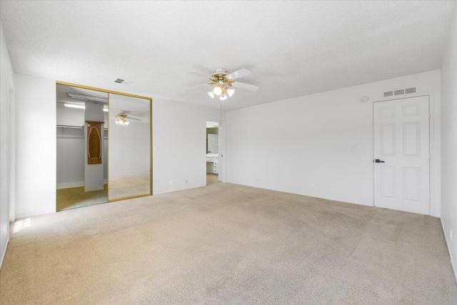 74577 Azurite Circle E, Palm Desert CA: https://media.crmls.org/mediaz/056d8482-c7d5-4fc5-94b0-3cd15d3e842e.jpg