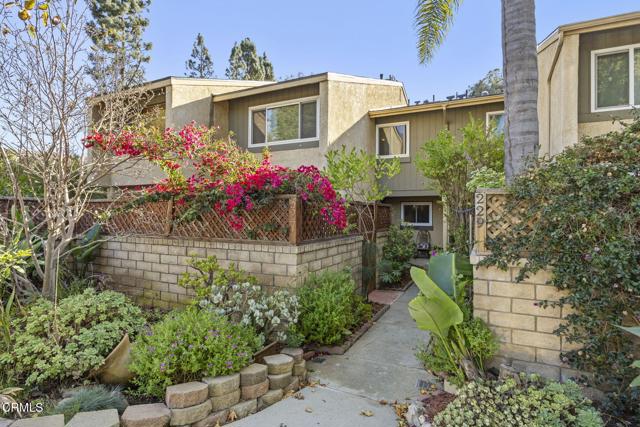 Detail Gallery Image 1 of 34 For 227 Oakwood St, Ventura,  CA 93001 - 3 Beds | 1/1 Baths