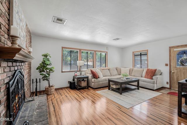 Detail Gallery Image 11 of 99 For 10411 Johanna Ave, Los Angeles,  CA 91040 - 3 Beds | 3 Baths