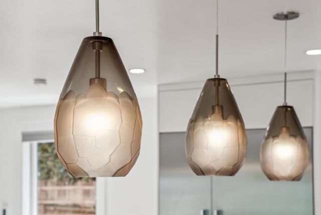 1 Millbrae Circle, Millbrae CA: https://media.crmls.org/mediaz/056f04b7-5dc8-4190-a75f-d83d792f2e3c.jpg