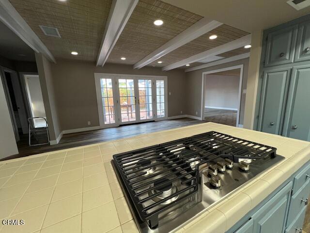 Detail Gallery Image 4 of 18 For 1245 Seafarer St, Ventura,  CA 93001 - 3 Beds | 2 Baths