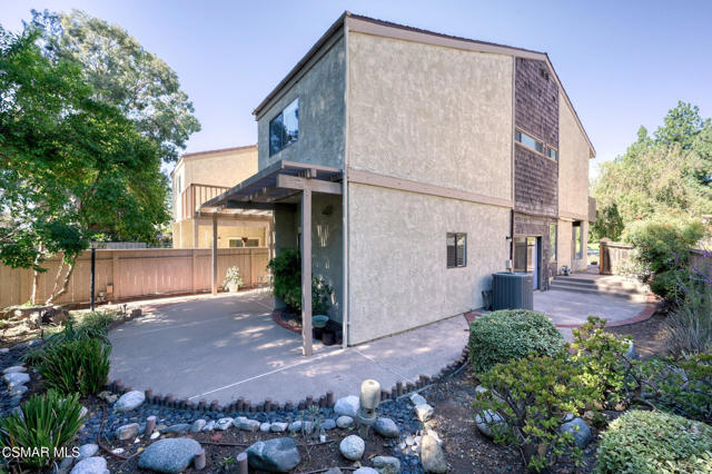 3011 Marigold Place, Thousand Oaks CA: https://media.crmls.org/mediaz/056f7900-abee-49b9-8fae-a91b000a23ee.jpg