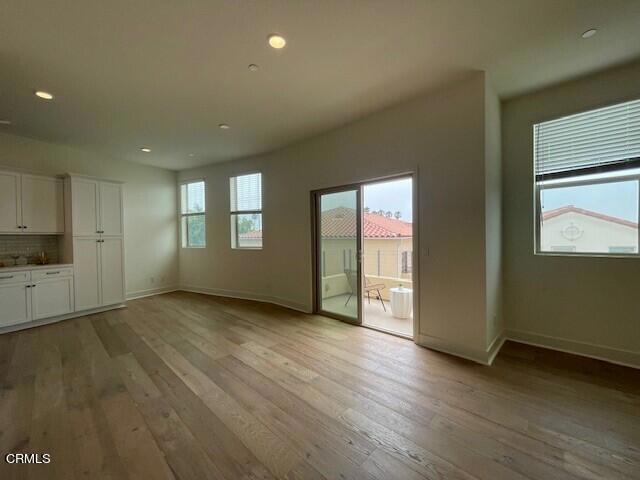 Detail Gallery Image 14 of 37 For 2218 E Main Street St #305,  Ventura,  CA 93001 - 3 Beds | 2/1 Baths