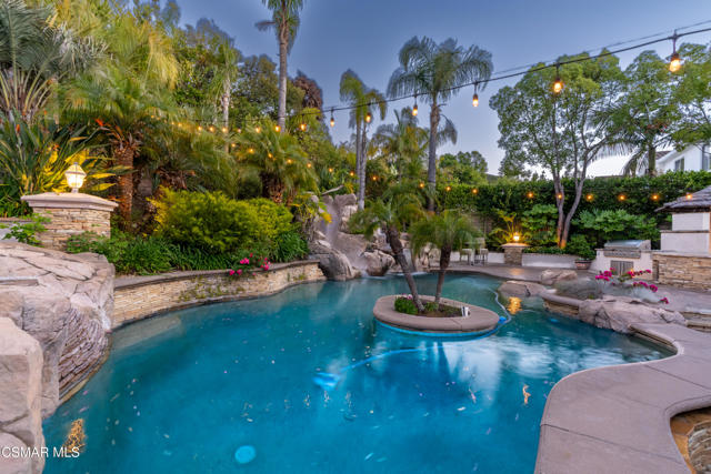 5302 Via Jacinto, Newbury Park CA: https://media.crmls.org/mediaz/0571c445-e952-4680-a25c-852b440aeb1b.jpg