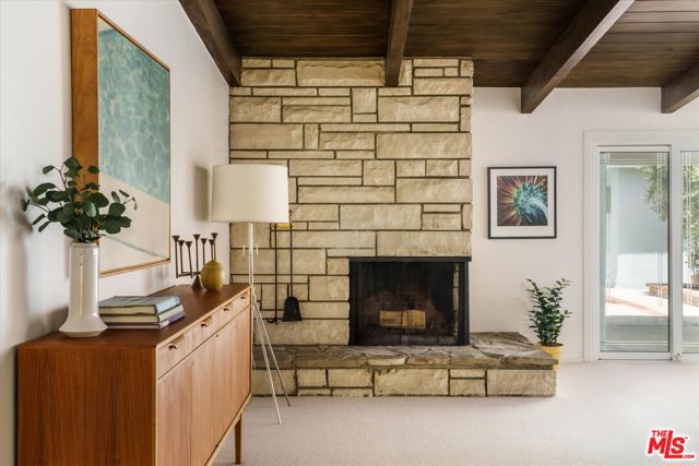 14141 Margate Street photo 6