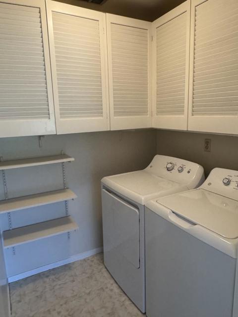 3322 Brittan Avenue, San Carlos CA: https://media.crmls.org/mediaz/05728d17-44d5-48e4-b3ad-59514534193f.jpg