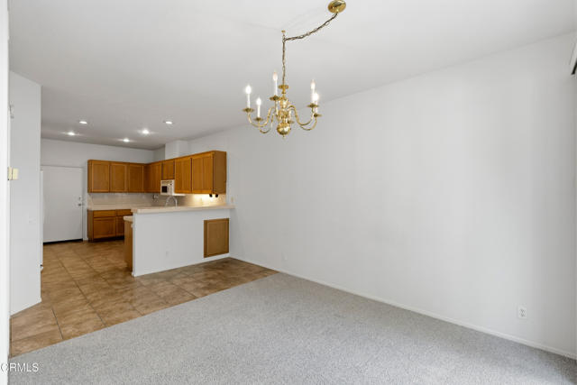 Detail Gallery Image 19 of 42 For 11805 San Tropez Pl, Moorpark,  CA 93021 - 3 Beds | 2/1 Baths