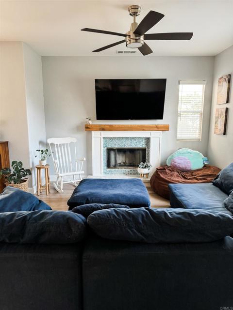 Front Image Thumbnail for CRPTP2509078