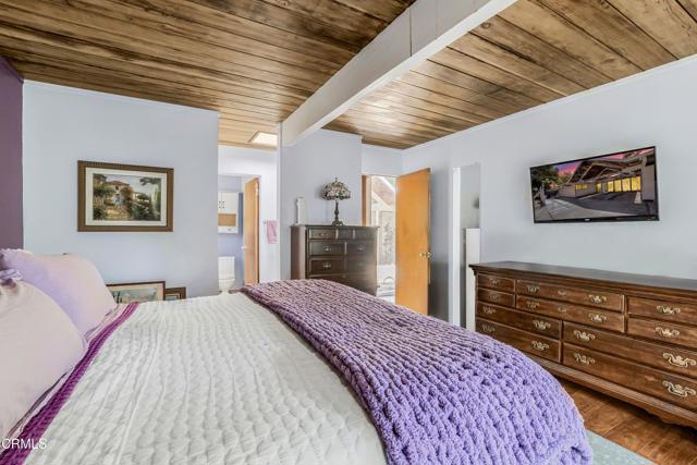 1412 Ellsworth Court, Thousand Oaks CA: https://media.crmls.org/mediaz/0573b04e-80e4-4eb5-ad9c-0f1601b166fd.jpg