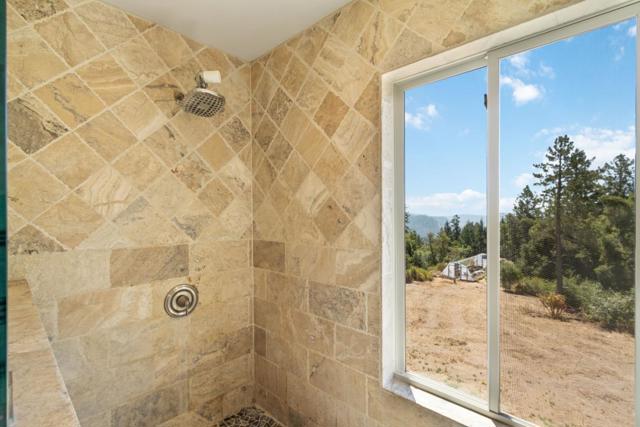 10200 West Drive, Felton CA: https://media.crmls.org/mediaz/05757a01-f136-43b0-a9a5-5a6969fb4898.jpg