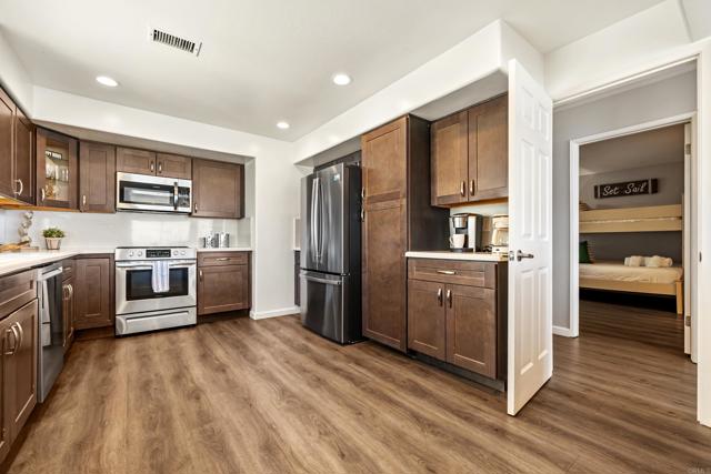 Detail Gallery Image 23 of 75 For 1317 S Pacific St, Oceanside,  CA 92054 - – Beds | – Baths