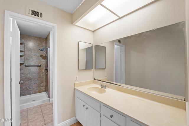 Detail Gallery Image 22 of 33 For 500 Holly Ave, Oxnard,  CA 93036 - 3 Beds | 2 Baths