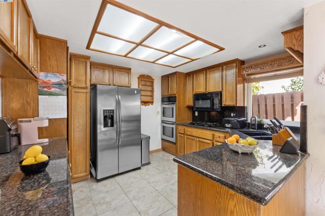2901 Larkspur Dr., Antioch CA: https://media.crmls.org/mediaz/0576605f-0343-462b-911a-59861566a562.jpg