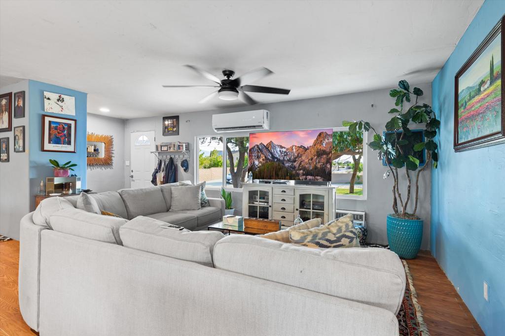 MLS #219132966DA image #2