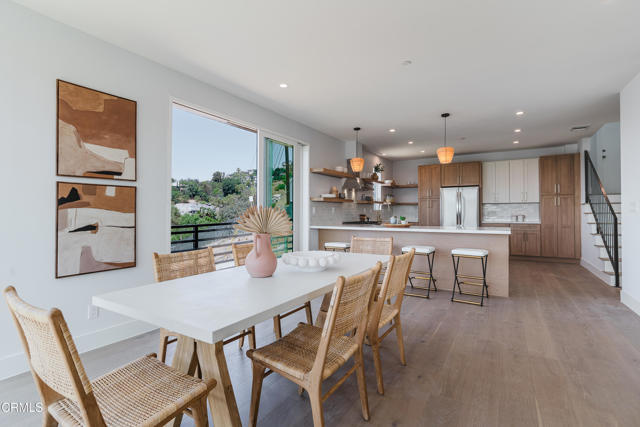 3870 W Point Drive, Los Angeles CA: https://media.crmls.org/mediaz/057764a6-f08b-4360-bacd-30e24c76b3c8.jpg
