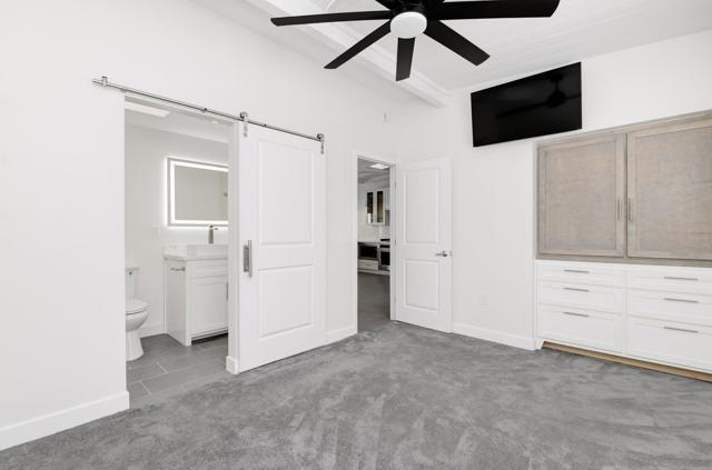 1680 B Seacoast Drive Unit B, Imperial Beach CA: https://media.crmls.org/mediaz/057789e6-afc5-4741-854b-33ff3a99bada.jpg