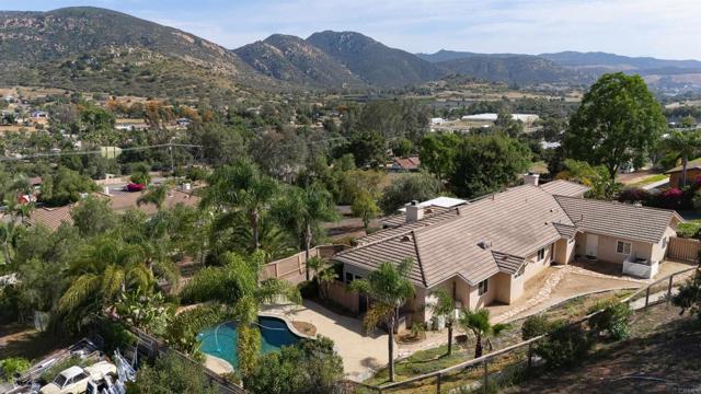Detail Gallery Image 1 of 1 For 9948 Blossom Valley Rd, El Cajon,  CA 92021 - 4 Beds | 3 Baths