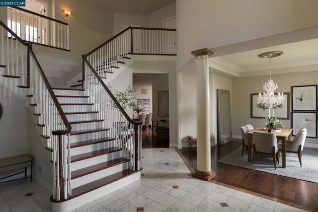 5427 Blackhawk Dr, Danville CA: https://media.crmls.org/mediaz/0579c0f8-c756-47ab-bb3c-d00b2a383eba.jpg