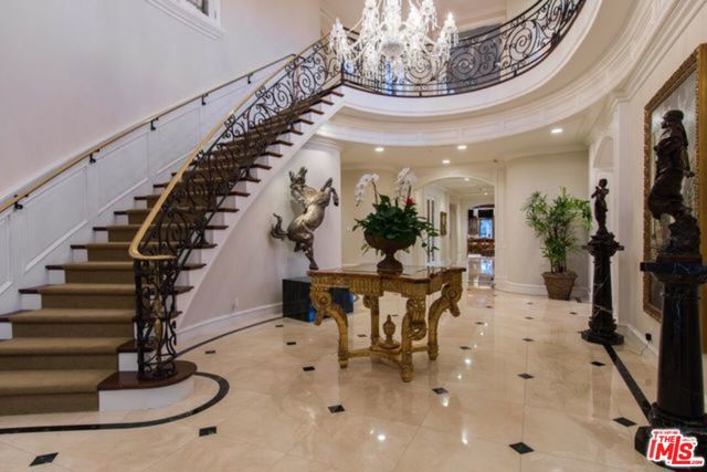 3855 BRUNSTON Court, Westlake Village CA: https://media.crmls.org/mediaz/057a826b-0832-4cb5-98d4-fa28c94ae678.jpg